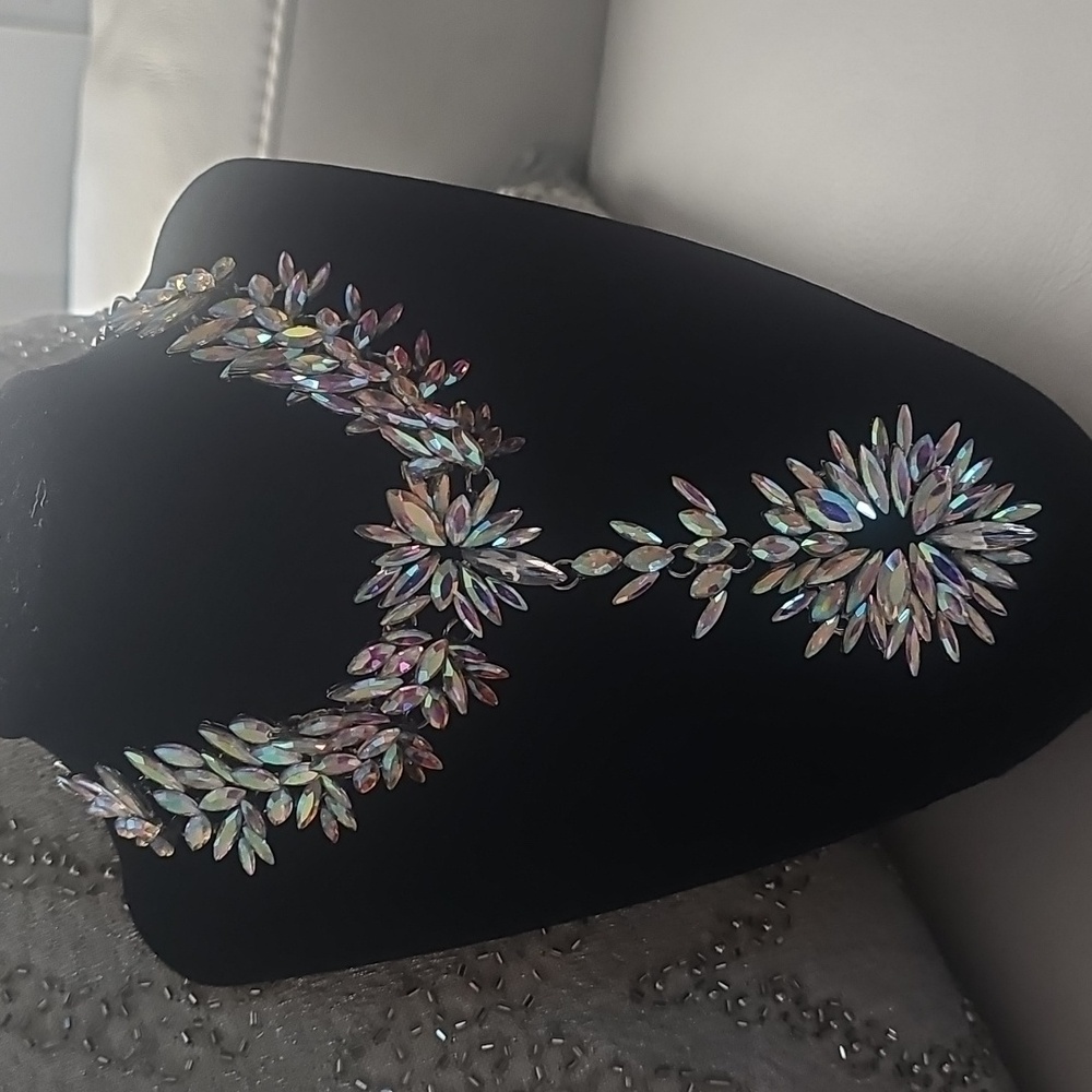 NWT Stunning AB Crystal Stone Adjustable Choker Necklace from Artinfinitum.art